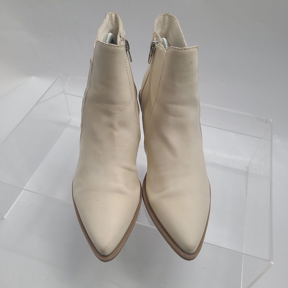 Dolce Vita Salome Off White Stella Ankle Boots Bootie 7.5 M Cowboy Pointed Toe